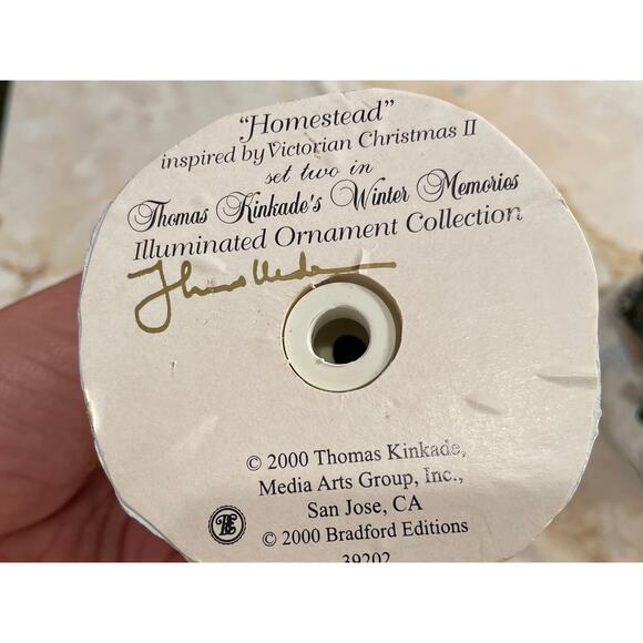 VTG Thomas Kinkade's Winter Memories Illuminated Christmas Ornaments, Set of 7 - Picture 10 of 11